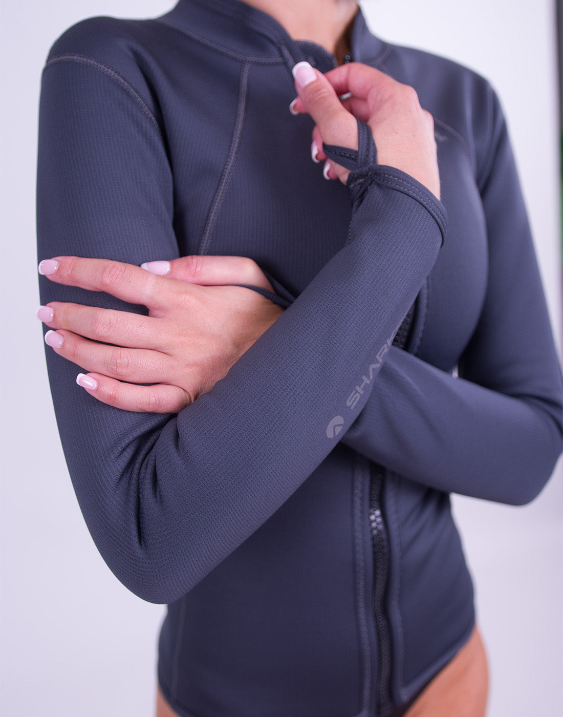 T2 CHILLPROOF LONG SLEEVE FULL ZIP TOP - WOMENS – Sharkskin